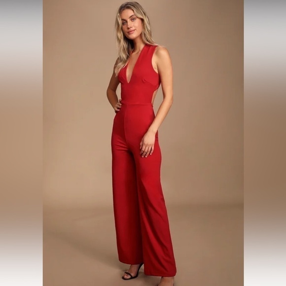 NEW with tags Lulus Open back Full length jumpsuit - Picture 3 of 9